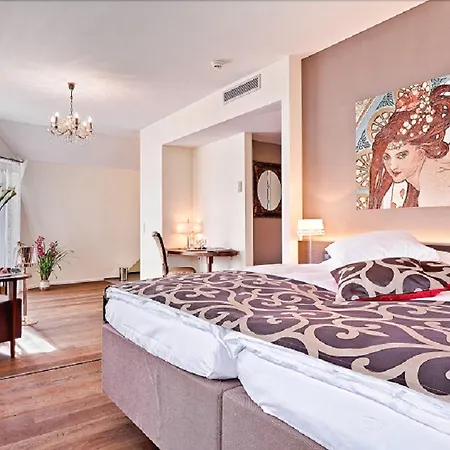 Belvedere Strandhotel 4* سبيز