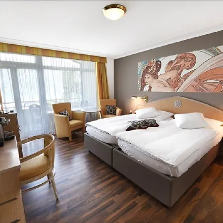 Belvedere Strandhotel מלון 4*