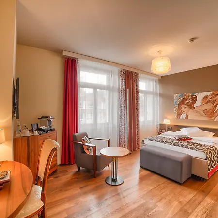 Belvedere Strandhotel 4* سبيز