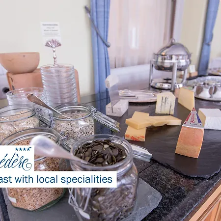 Belvedere Strandhotel מלון שפיץ