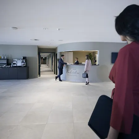 Belvedere Strandhotel מלון שפיץ