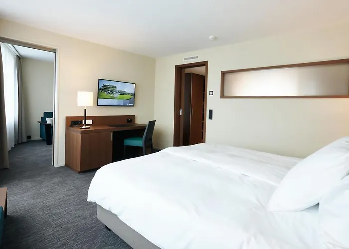 Belvédère Strandhotel 4* Spiez