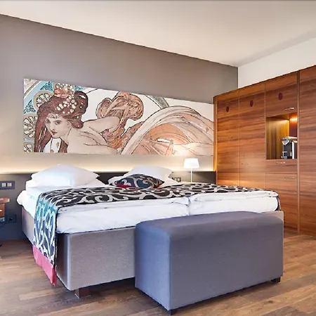 Belvédère Strandhotel 4* Spiez